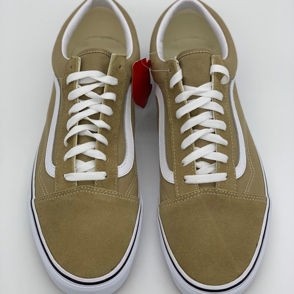 Old SKOOL - Picture 2 of 10